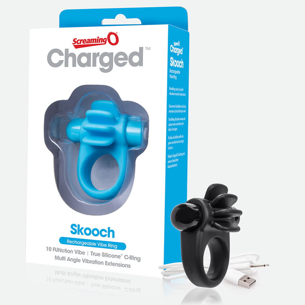 Charged Skooch Ring Blue 1 Ct